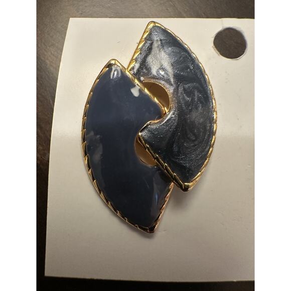 Artisan Crafted Earrings Goldtone Hammered Blue Painted Enamel Lightweight Post - Picture 3 of 6